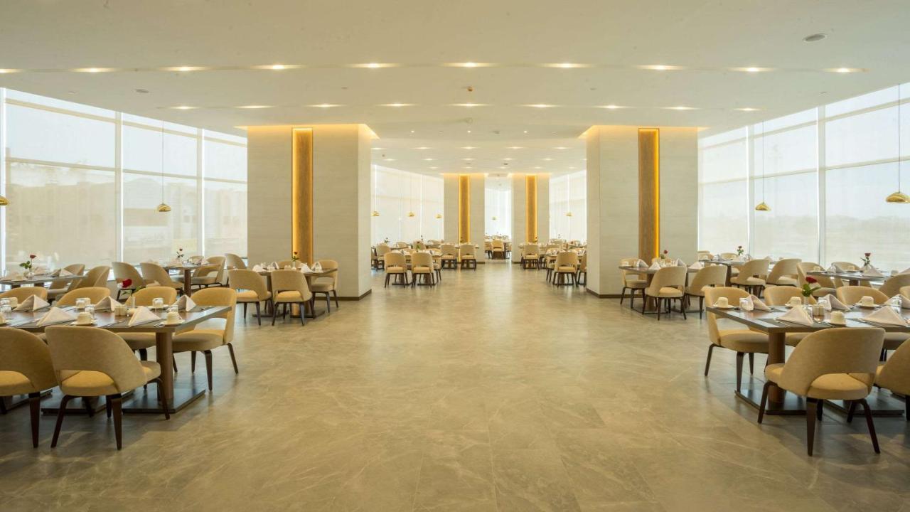 Clarion Hotel Jeddah Airport Bagian luar foto