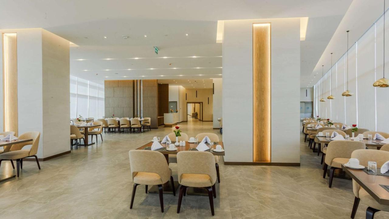 Clarion Hotel Jeddah Airport Bagian luar foto