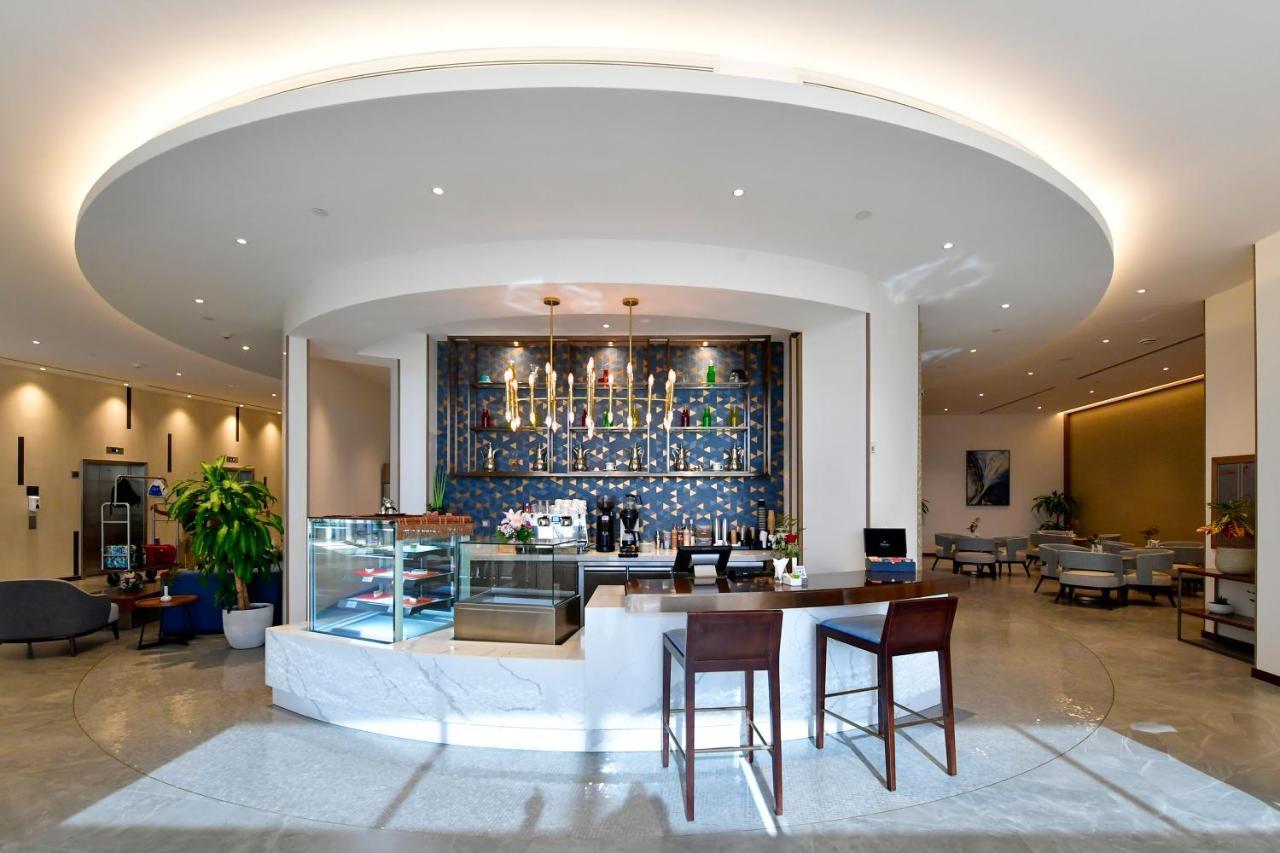Clarion Hotel Jeddah Airport Bagian luar foto
