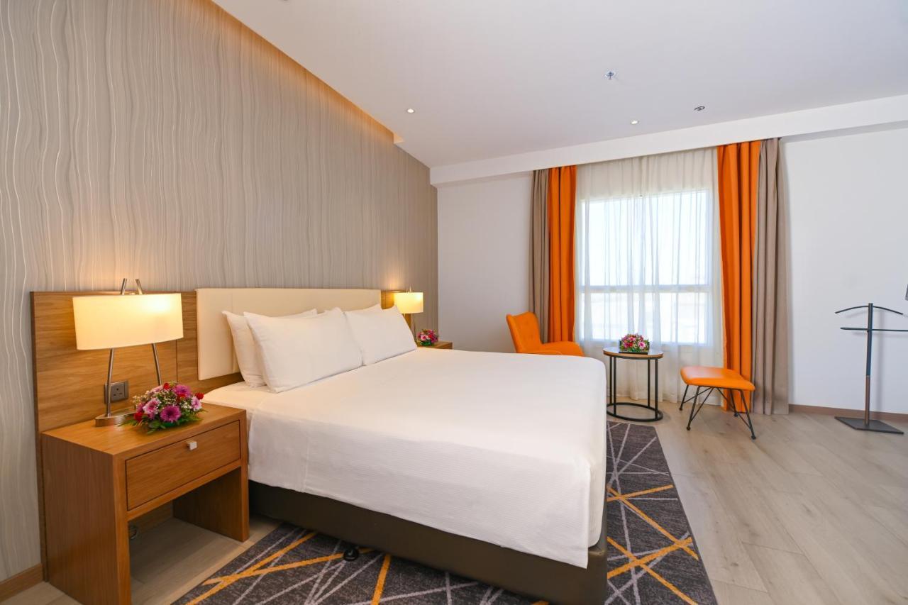 Clarion Hotel Jeddah Airport Bagian luar foto