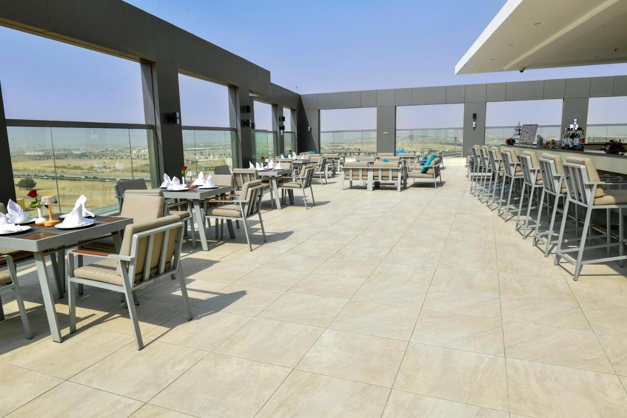 Clarion Hotel Jeddah Airport Bagian luar foto